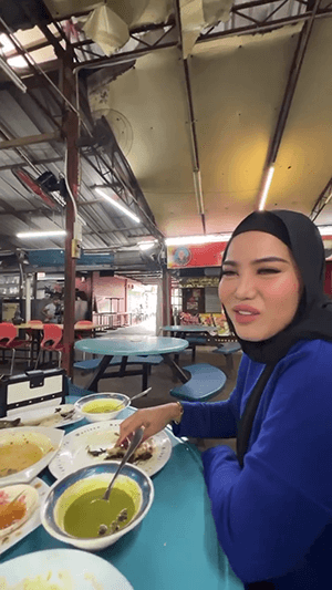 Shuib Bawa Watie Makan Di Kedai Kegemaran Siti Sarah Sejak Masa Bercinta Dulu